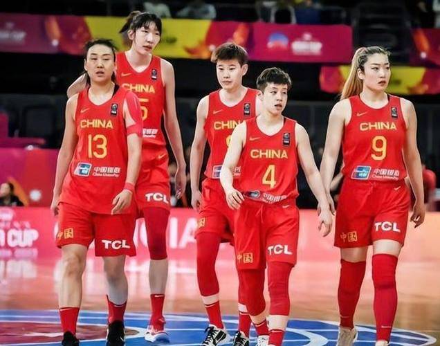 中国女篮今天比赛的时间